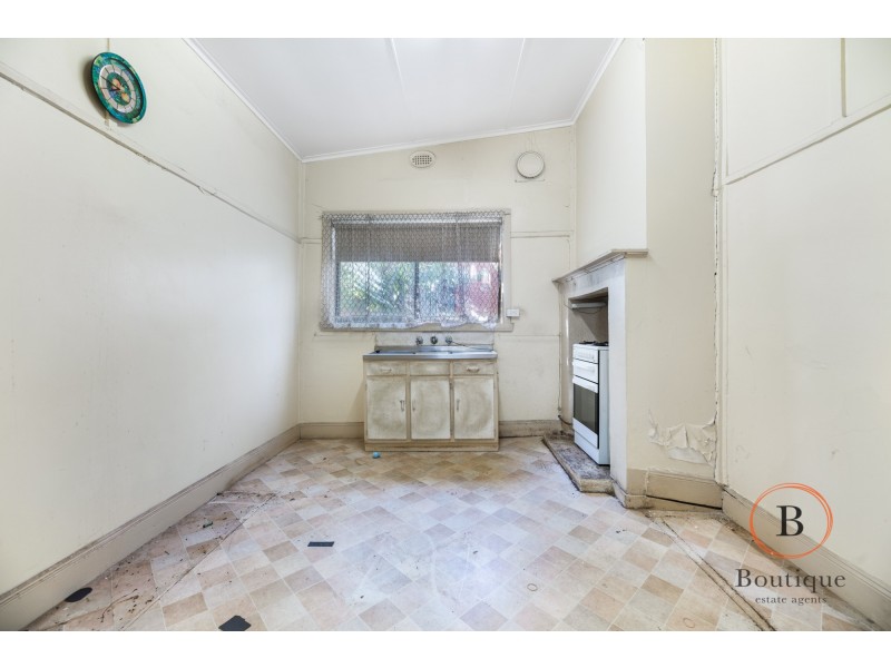 31 Albion Street, Essendon VIC 3040