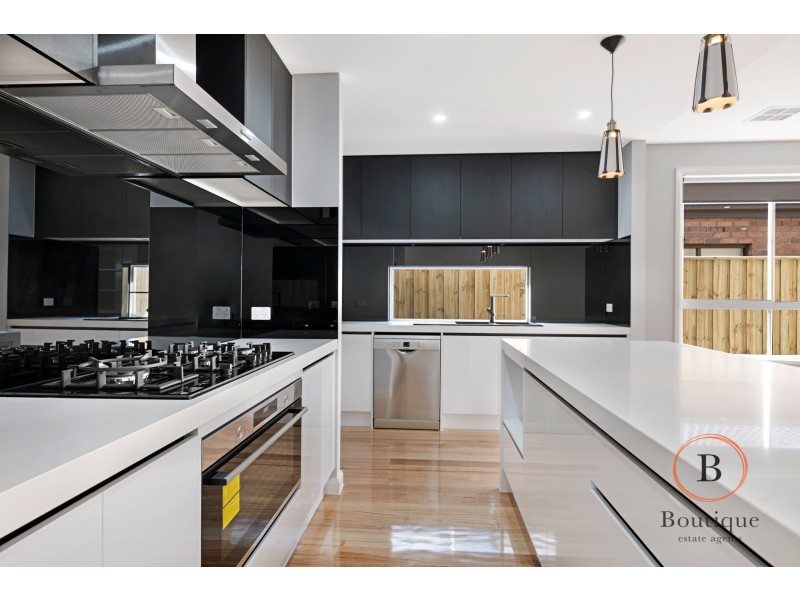 9  Henna Avenue, Greenvale VIC 3059