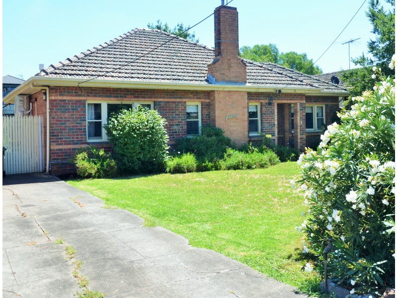 10 Hayes Parade, Pascoe Vale VIC 3044