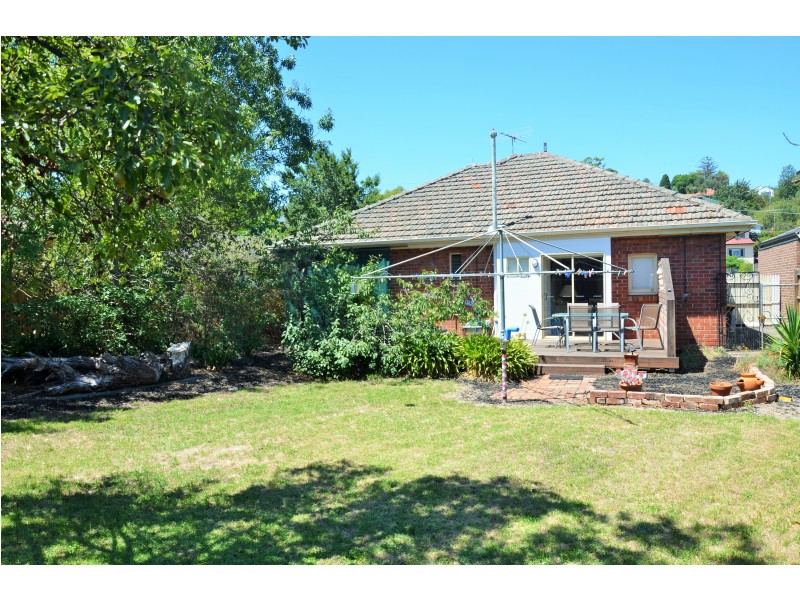 10 Hayes Parade, Pascoe Vale VIC 3044