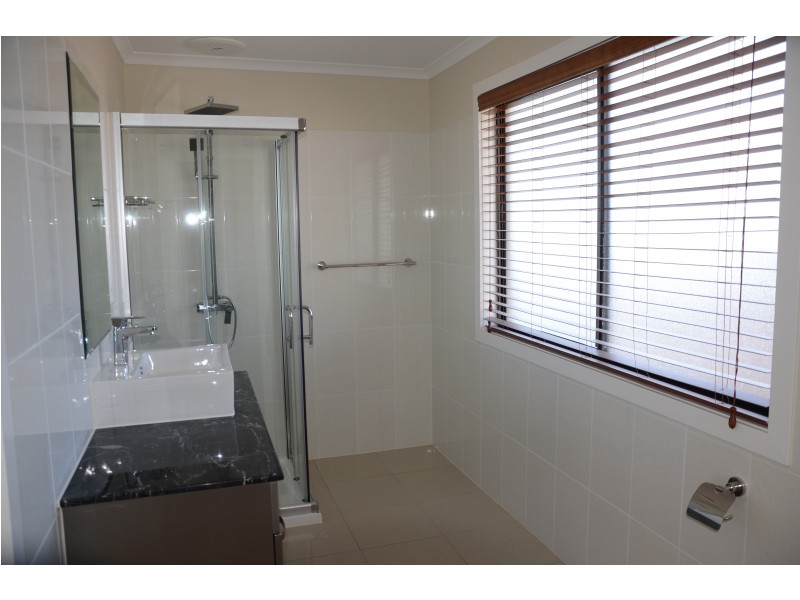 3/125 Princes Highway, Werribee VIC 3030