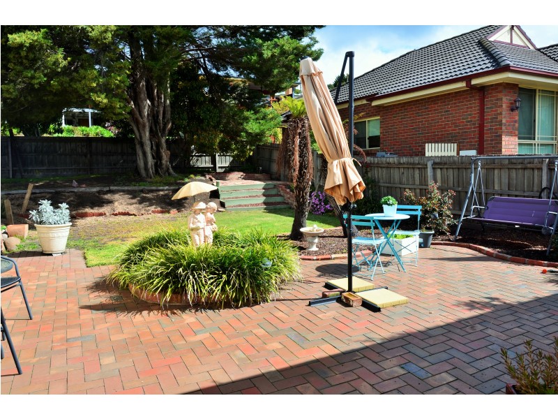 89 Mascoma Street, Strathmore VIC 3041