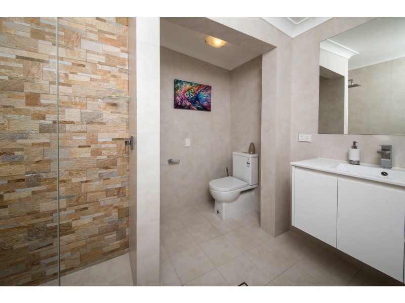 72 Craigholm Street, Sylvania NSW 2224