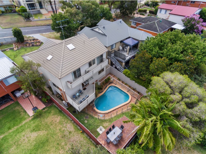 72 Craigholm Street, Sylvania NSW 2224