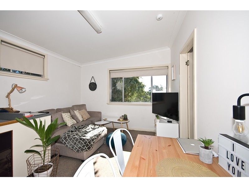 Rear/56 Bunarba  Road, Gymea NSW 2227