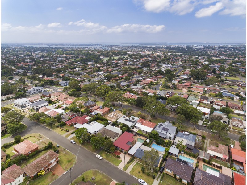 16 Macquarie Street, Gymea NSW 2227