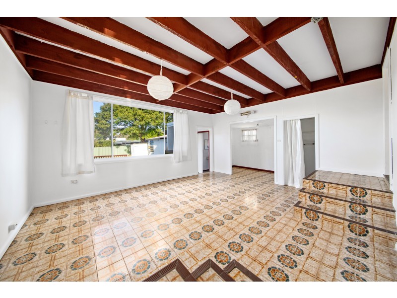 22 Tara Street, Sylvania NSW 2224