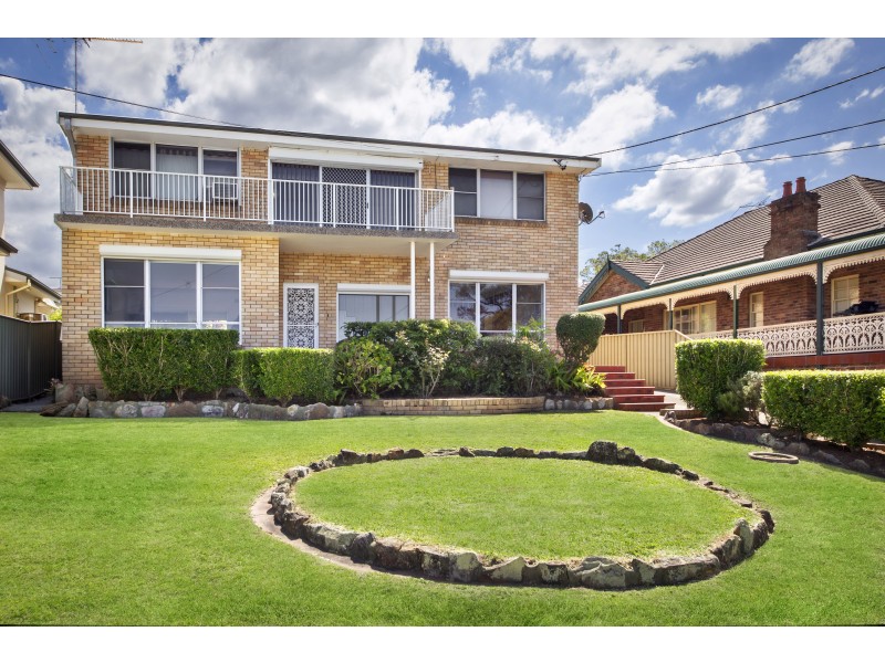 25 Henry Avenue, Sylvania NSW 2224