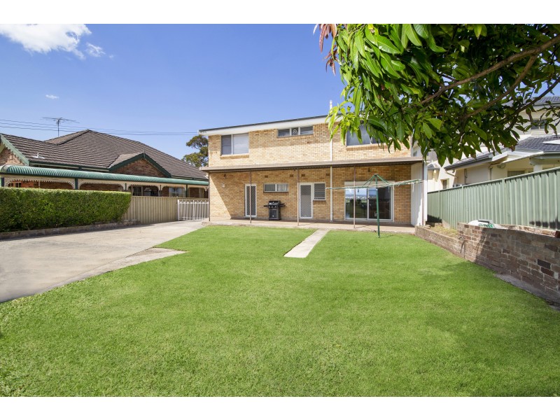25 Henry Avenue, Sylvania NSW 2224