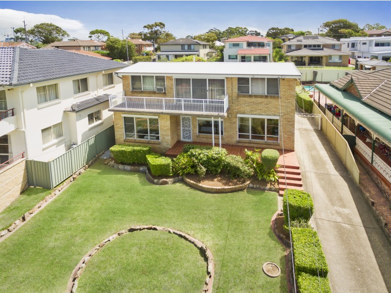 25 Henry Avenue, Sylvania NSW 2224