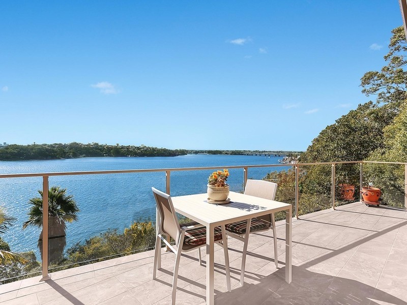 2/1 Tara Street, Sylvania NSW 2224