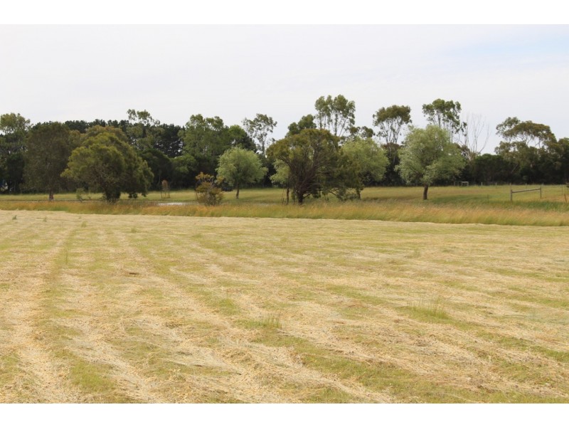 27 Casboults Road, Wensleydale VIC 3241