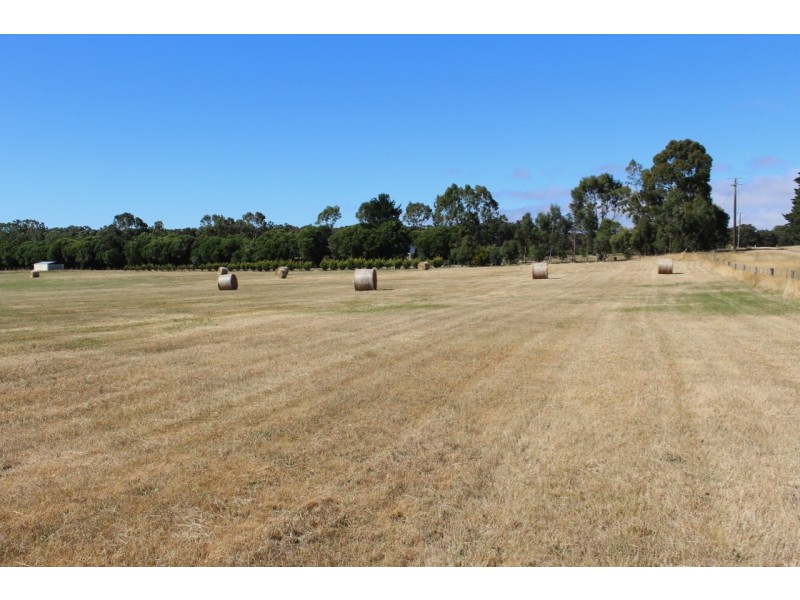 27 Casboults Road, Wensleydale VIC 3241