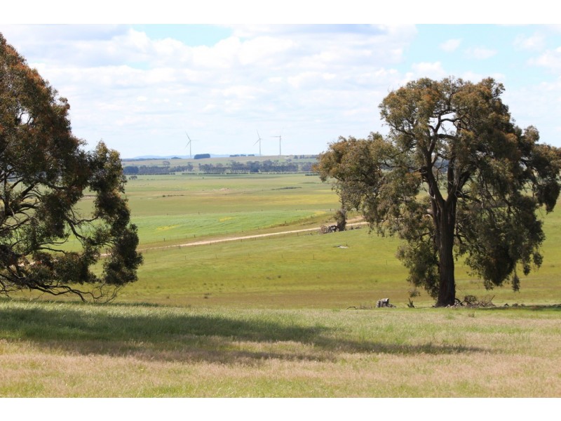 Pittong-Snake Valley Road, Pittong VIC 3360