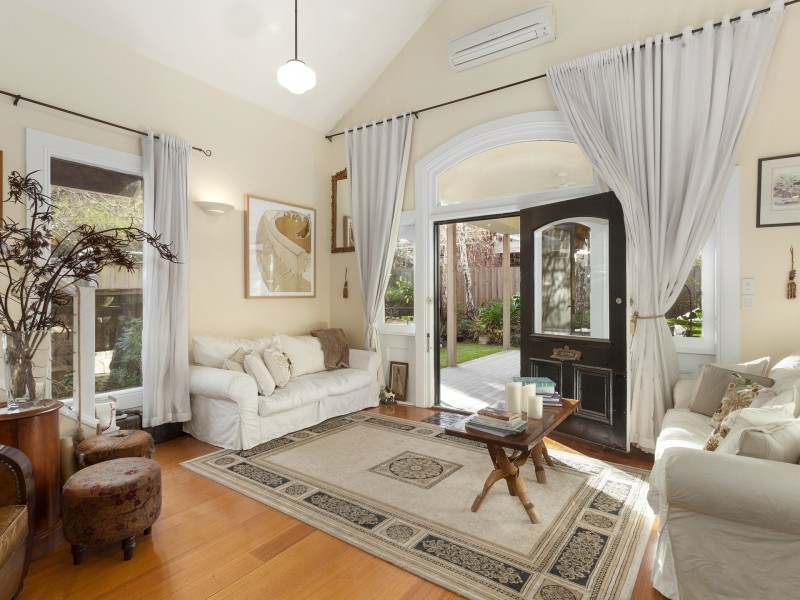 36-38 Russell Street, Newtown VIC 3220