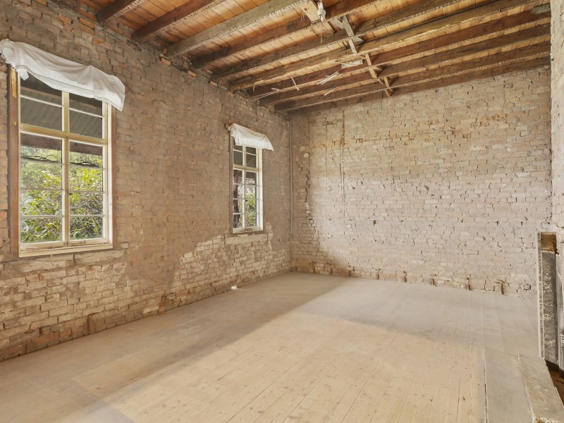 266 LATROBE TERRACE, Newtown VIC 3220