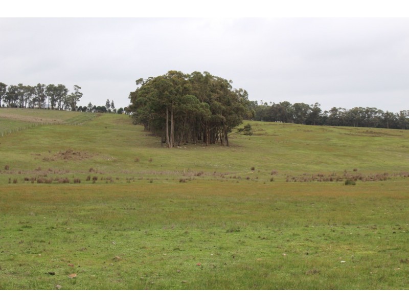 Lot 2, Junipers Road, Haddon VIC 3351