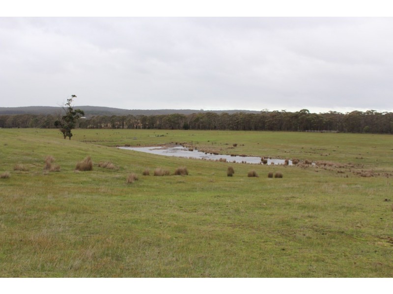 Lot 2, Junipers Road, Haddon VIC 3351