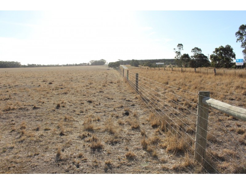 Lot 1-4 TP829327 & Lot 1 TP829329,  Hamilton Highway, Lismore VIC 3324