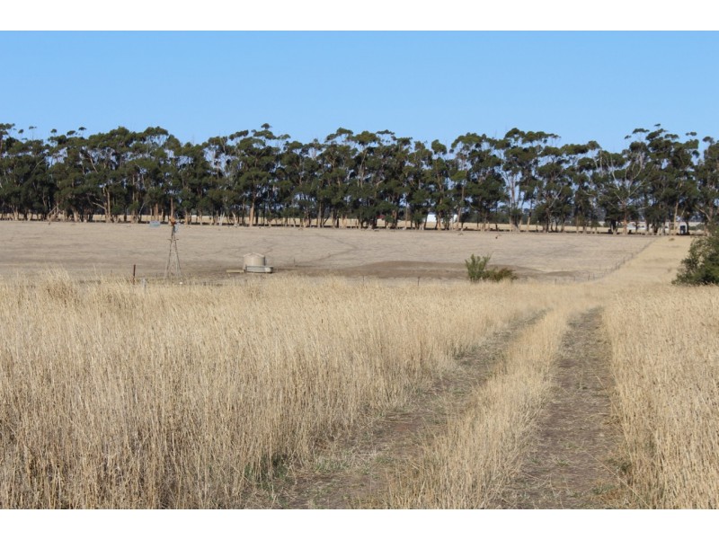 Lot 1-4 TP829327 & Lot 1 TP829329,  Hamilton Highway, Lismore VIC 3324