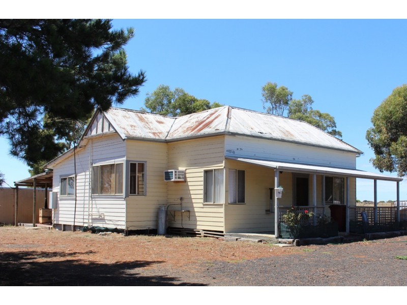 50 Storans Road, Eurack VIC 3251