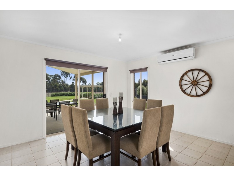 14 Carl Court, Inverleigh VIC 3321