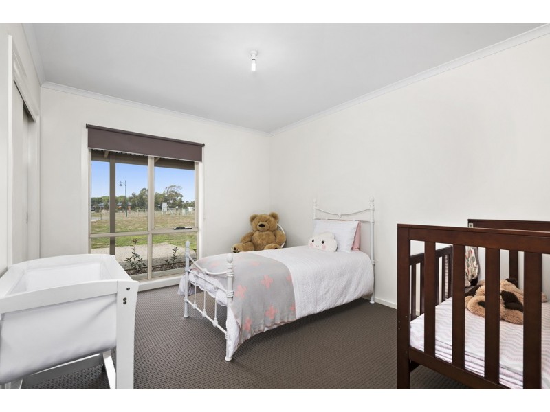14 Carl Court, Inverleigh VIC 3321