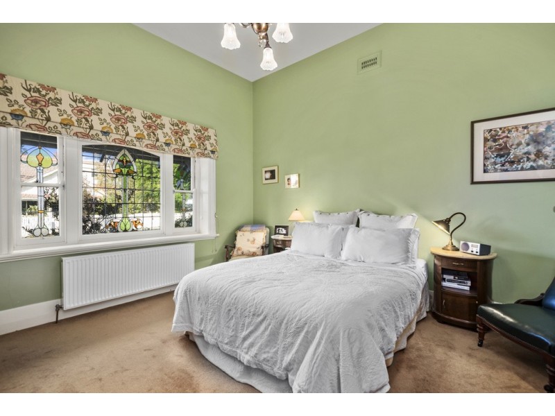 16 Beach Parade, Drumcondra VIC 3215