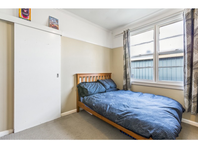 12 HESSE STREET, Winchelsea VIC 3241