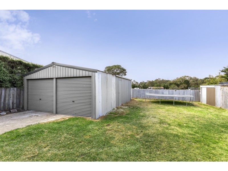 12 HESSE STREET, Winchelsea VIC 3241