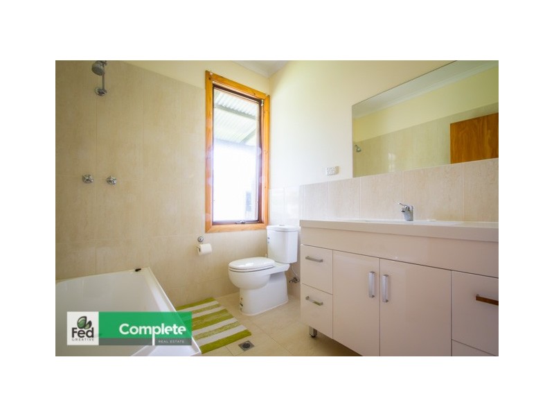 24 William Street, Allendale East SA 5291