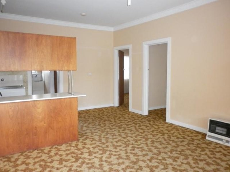 2/102 Wehl Street North, Mount Gambier SA 5290