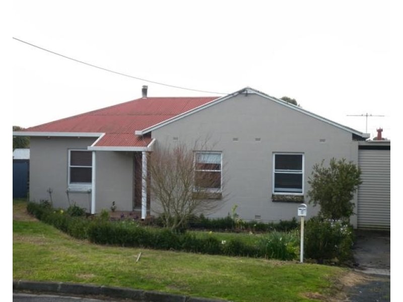 8 DUNDEE STREET, Mount Gambier SA 5290