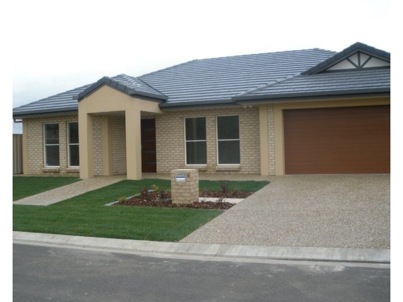 4 QUEENS COURT, Mount Gambier SA 5290