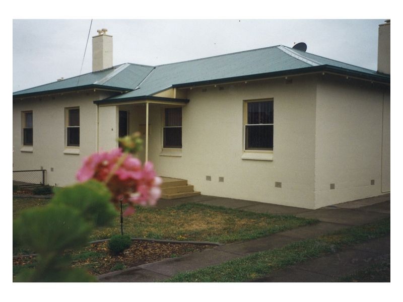 4 WATERHOUSE STREET, Mount Gambier SA 5290