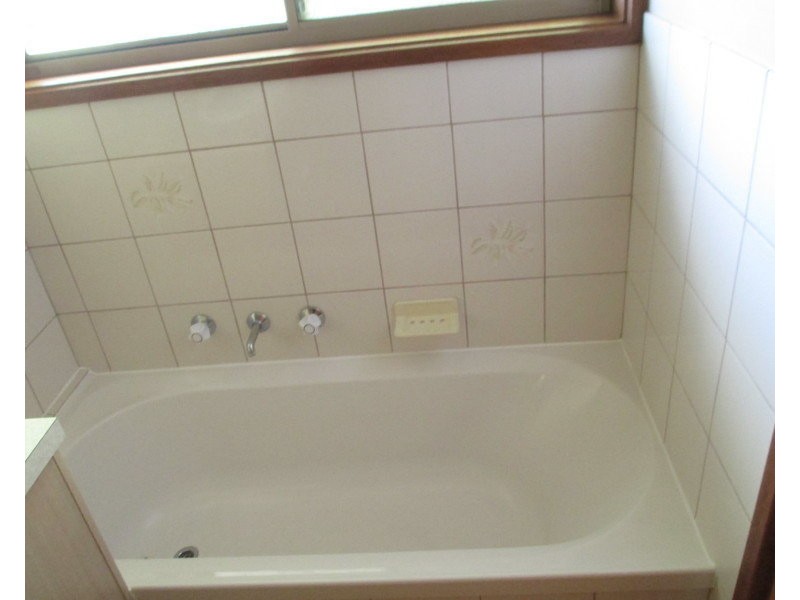 31 SHALAMAR CRESCENT, Mount Gambier SA 5290