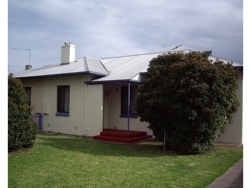2 SCHINKEL STREET, Mount Gambier SA 5290
