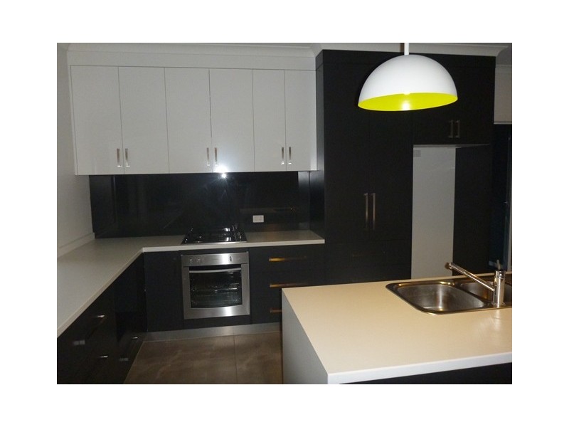 7 LAKEWOOD AVENUE, Mount Gambier SA 5290