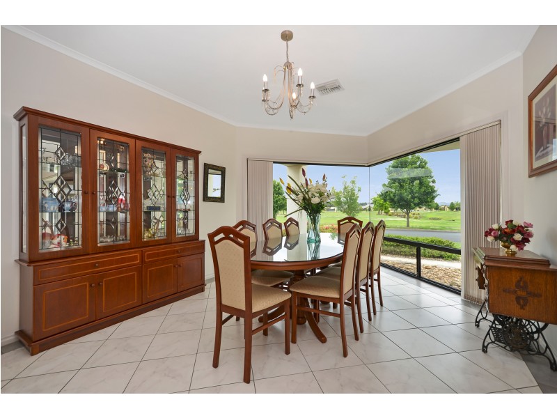 5 Lakewood Avenue, Mount Gambier SA 5290