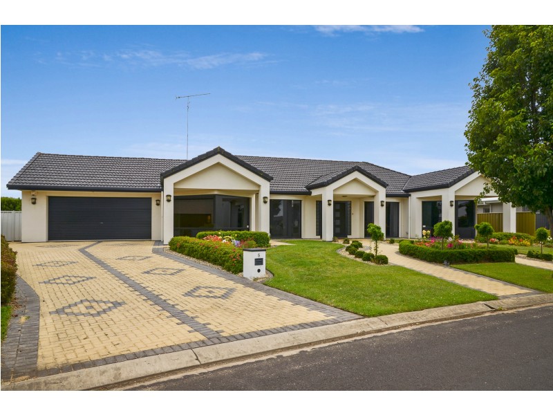 5 Lakewood Avenue, Mount Gambier SA 5290