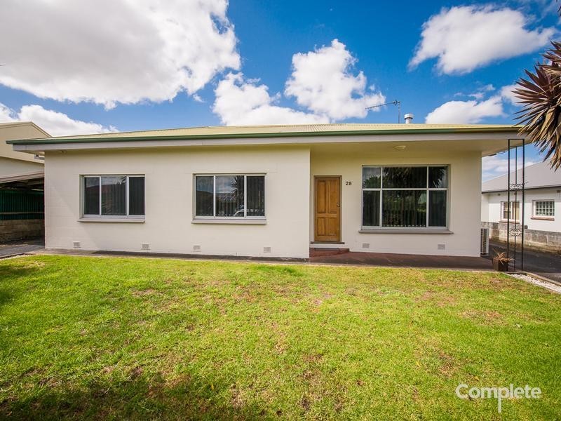28 BIRDWOOD AVENUE, Mount Gambier SA 5290