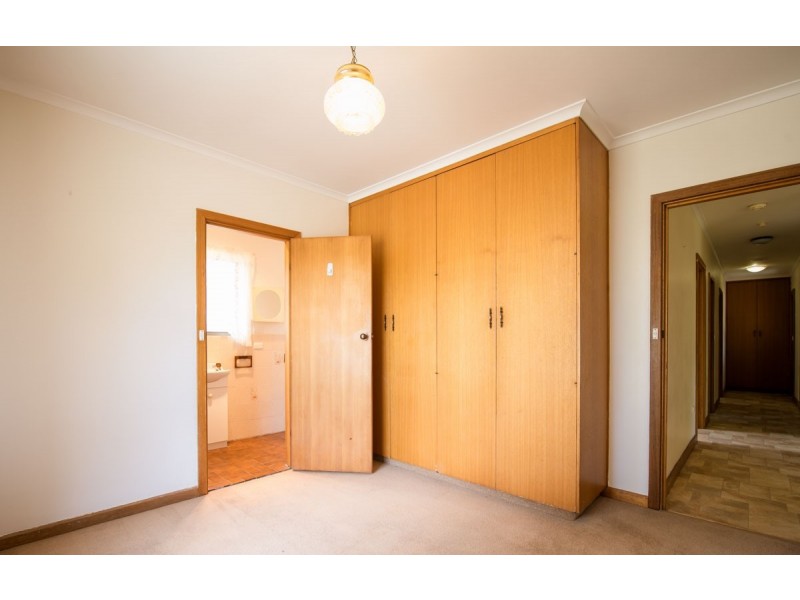 24 Ramsay Avenue, Mount Gambier SA 5290