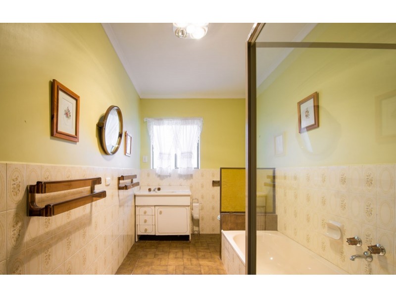 24 Ramsay Avenue, Mount Gambier SA 5290