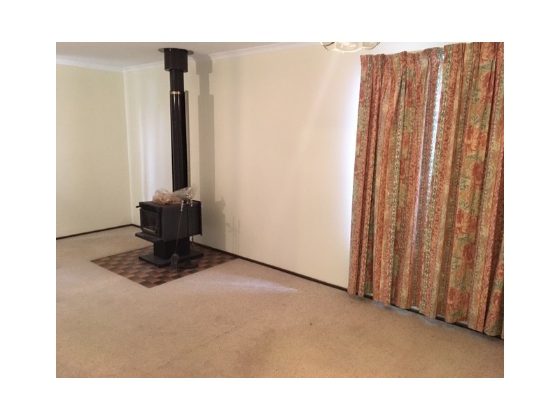 6 CARMEL DRIVE, Mount Gambier SA 5290