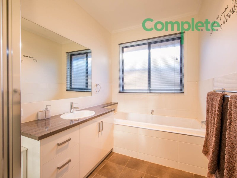 24 Peppermint Drive, Mount Gambier SA 5290