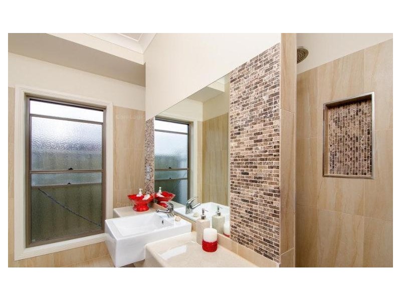 17 GREENRIDGE DRIVE, Mount Gambier SA 5290