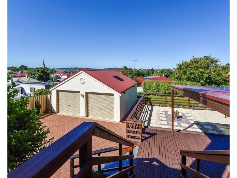 1 CHUTE STREET, Mount Gambier SA 5290