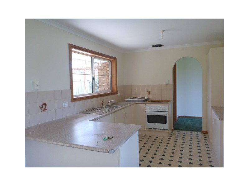 19 GLENMONT CRESCENT, Mount Gambier SA 5290