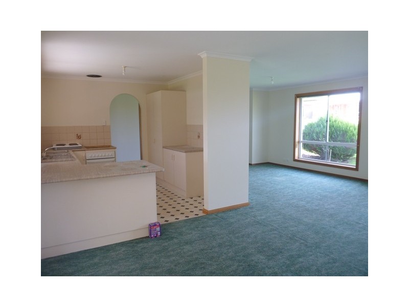19 GLENMONT CRESCENT, Mount Gambier SA 5290