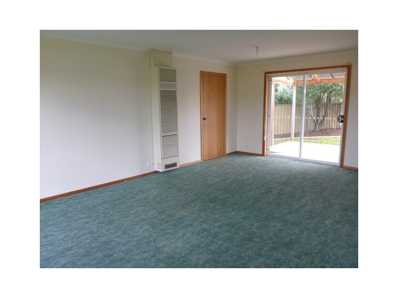 19 GLENMONT CRESCENT, Mount Gambier SA 5290